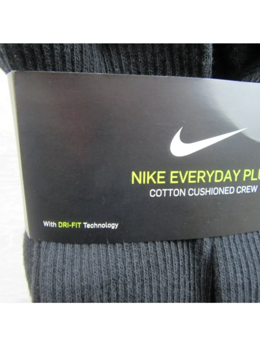 Nike Everyday Plus Dri-Fit Black Crew Socks (6 Pk) Womens 6-10 / Youth 5Y-7Y NEW